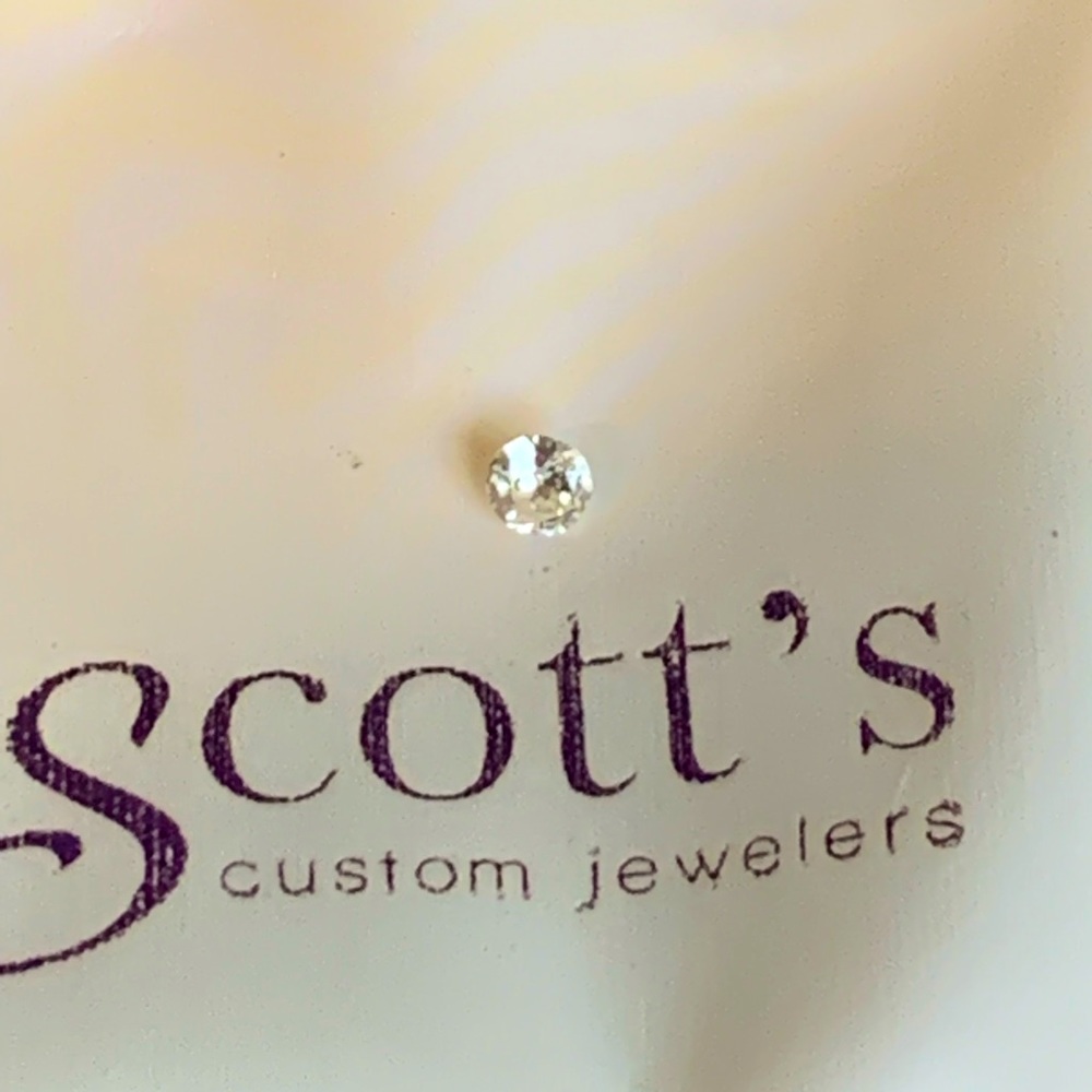 Genuine loose diamond. 0.2 carats.